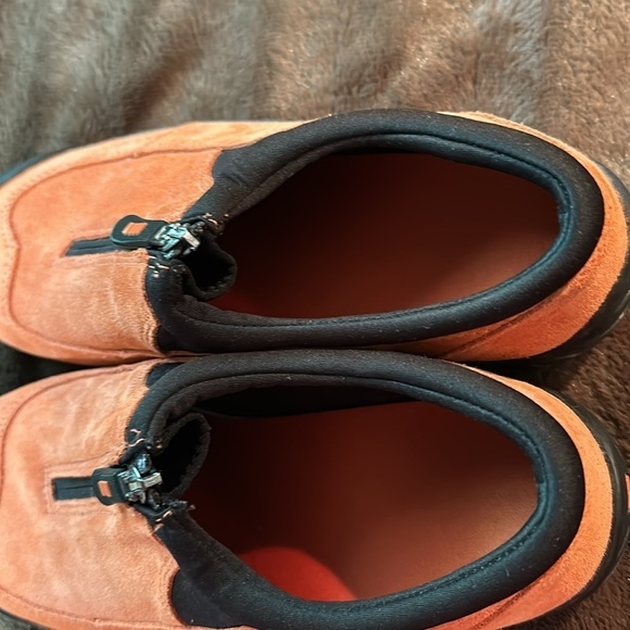 LANDS END All Weather Moccasins Orange Leather Sz 8 - Picture 6 of 12